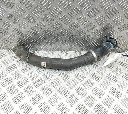 Audi A4 Allroad B9 Engine coolant pipe/hose 8W0122055R