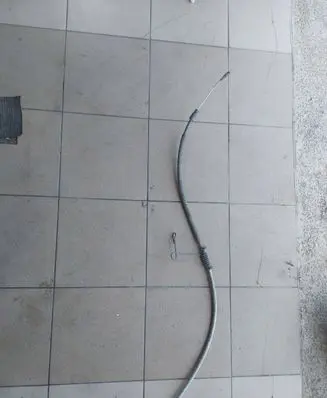 Handbrake/parking brake wiring cable