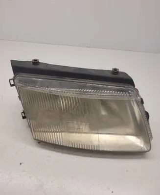 Volkswagen PASSAT B5 Headlight/headlamp 14742600