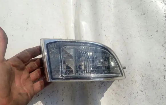 Toyota Avensis Verso Front fog light