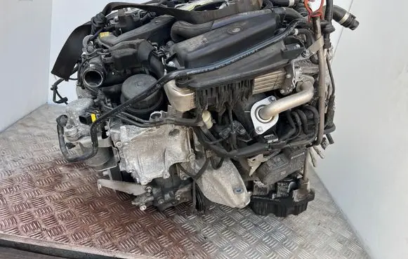 Mercedes-Benz C W205 Engine 651921 32959772 A6510901586
