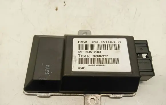 BMW 7 E65 E66 Steering rack control module 6771415 00164151 00001682B2