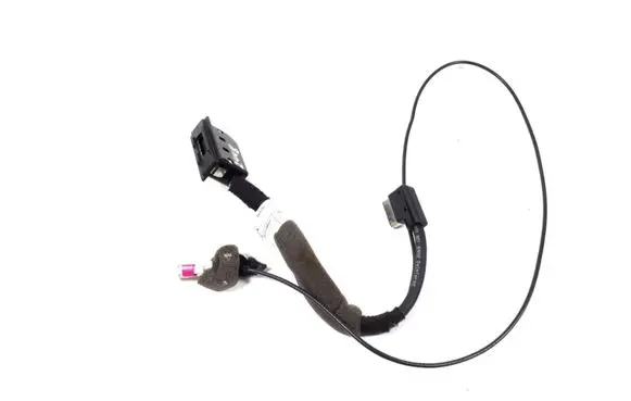 Mercedes-Benz GL X164 AUX in-socket connector A1648202715