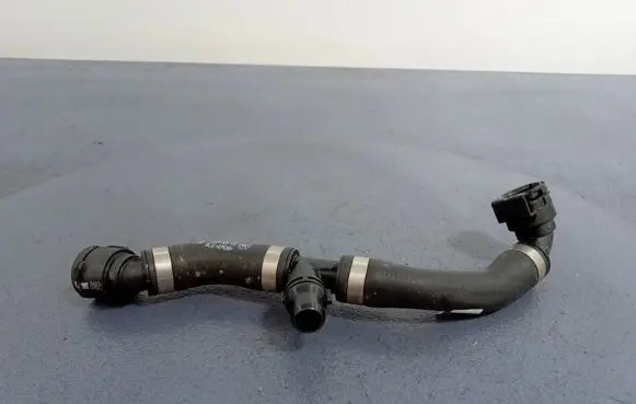 BMW 7 G11 G12 Engine coolant pipe/hose 8597660