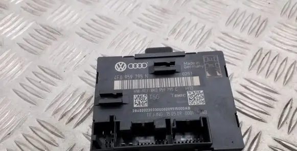 Audi A6 S6 C6 4F Door control unit/module 4F0959795N 8K0959795C