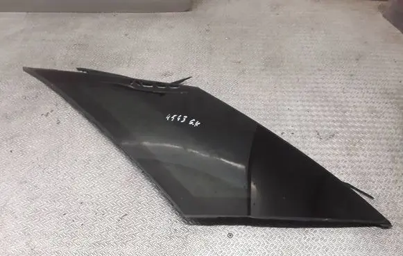 Citroen C4 II Picasso Rear side window 