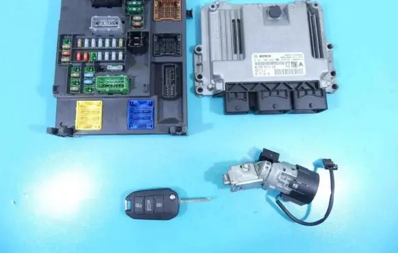 Peugeot 508 Engine control unit/module ECU 0261S06632 IMPRK1263237