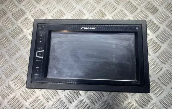 Audi A3 S3 A3 Sportback 8P Radio/CD/DVD/GPS head unit 10R040549
