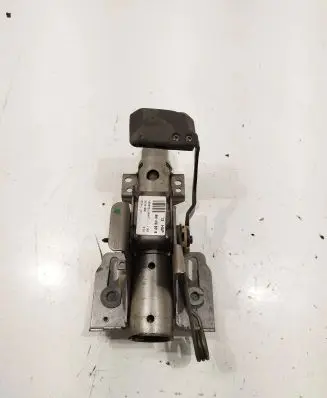 Steering wheel axle set