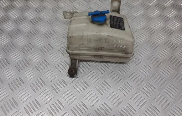 KIA Carens II Coolant expansion tank/reservoir O2K2B15350