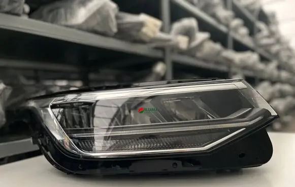 Volkswagen Tiguan Headlight/headlamp 5NB941036G