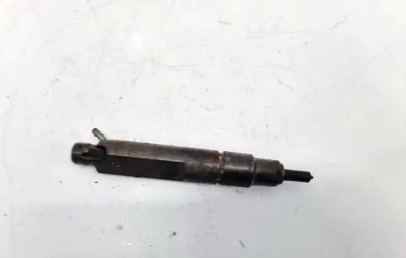 Audi A4 S4 B5 8D Fuel injector 028130201T