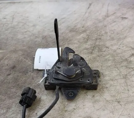 Hyundai Santa Fe Engine bonnet/hood lock/catch
