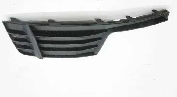 Audi A3 S3 8V Front bumper lower grill 8V3807681AAACR 8V3807681AA