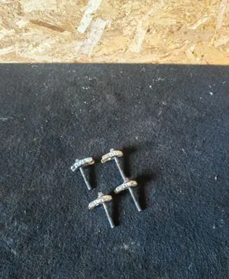 Renault Megane III Fuel Injector clamp holder 