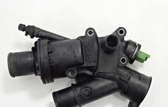 Citroen C5 Thermostat housing 9682141580