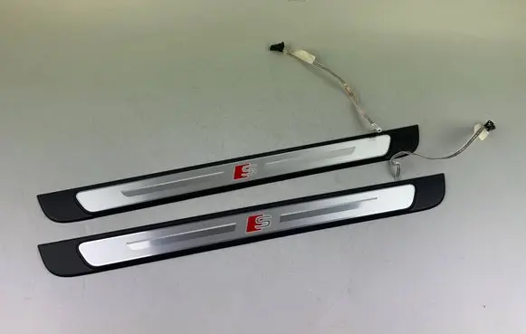 Audi A3 8Y Front sill trim cover 8Y0947417A