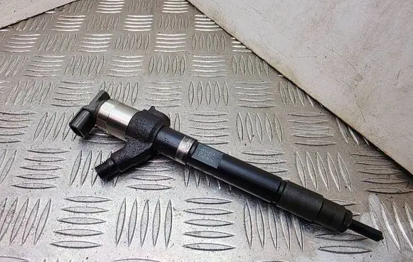 Mitsubishi ASX Fuel injector 1465A323
