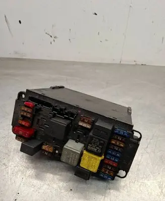Mercedes-Benz C W203 Fuse module 2095450001