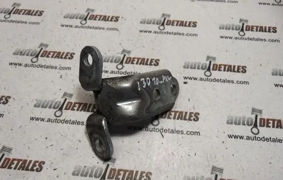 Hyundai i30 Front door upper hinge