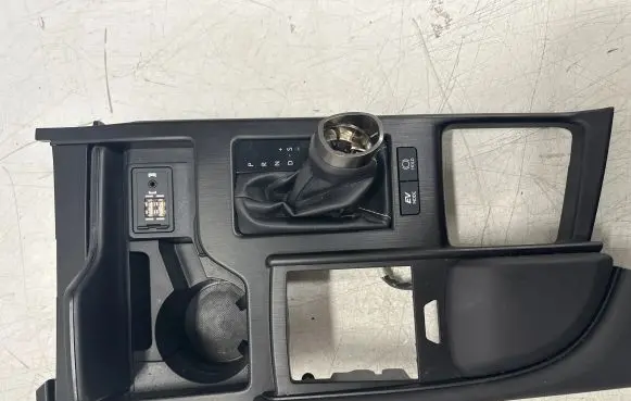 Lexus ES 250 - 300 - 330 Other center console (tunnel) element 5880533840