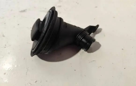 Audi A6 S6 C6 4F Oil filler cap 059103482C