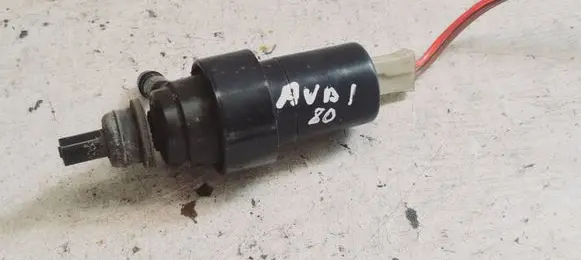 Audi 80 90 S2 B4 Windscreen/windshield washer pump 191955681