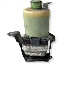 Volkswagen Polo V 6R Power steering pump 6R0423156B
