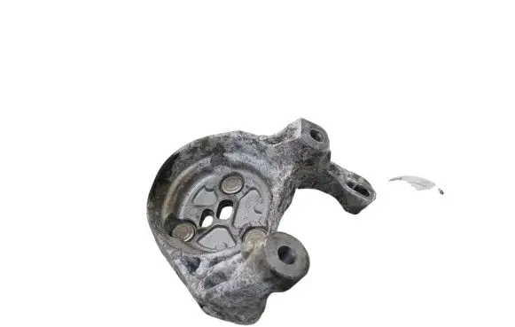 Volvo V40 Engine mounting bracket 326D15