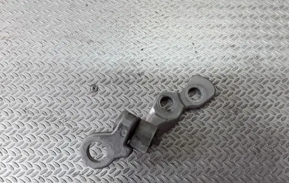 Ford Focus Front door upper hinge