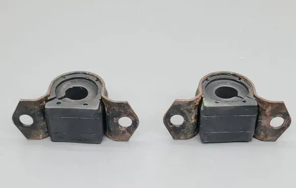 Mazda 6 Sway bar bush bracket, front GHT6 GHT634