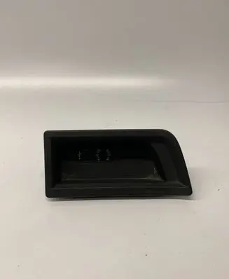 BMW 3 F30 F35 F31 AUX in-socket connector 9207357 51169207357