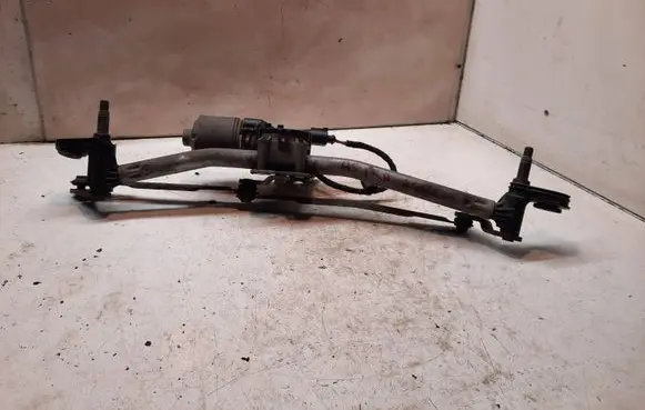 Opel Astra H Front wiper linkage and motor 0390241538