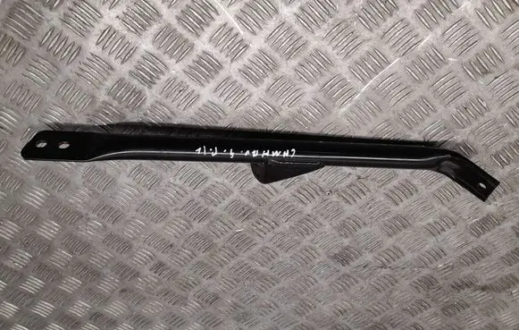 Chevrolet Camaro Radiator support slam panel bracket 23105884