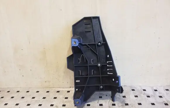 BMW X3 E83 Other engine bay part 13627797518
