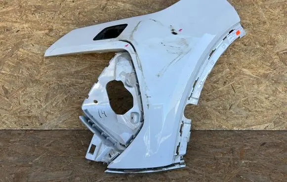 Audi Q4 e-tron Front bumper corner part panel trim 89A807437 K719061
