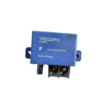Volvo V50 Glow plug pre-heat relay 31296273 V23132D2001X032