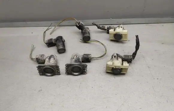 BMW 5 E39 Parking PDC sensor 6913942