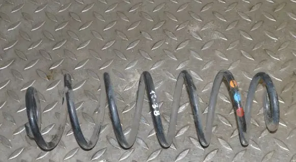 Peugeot 2008 I Rear coil spring