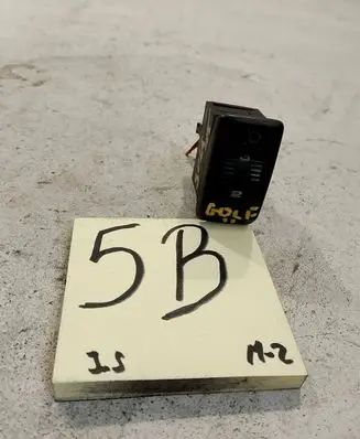Volkswagen Golf II Headlight level height control switch 1H0941333