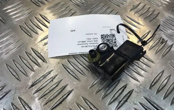 BMW 5 F10 F11 Airbag deployment crash/impact sensor 9159311