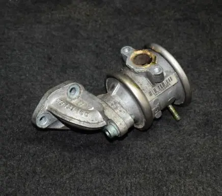 Audi A8 S8 D2 4D EGR valve 078131102078131166