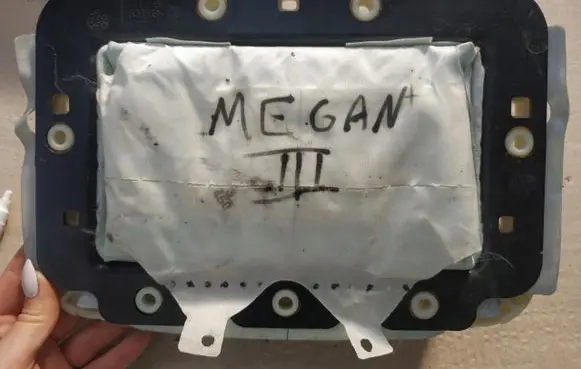 Renault Megane III Passenger airbag 98250006r