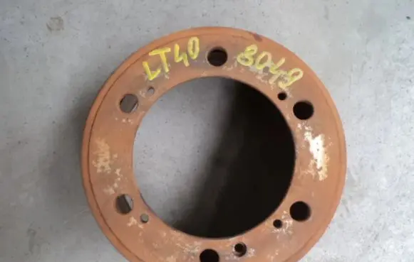 Volkswagen PASSAT Drum brake (rear) 