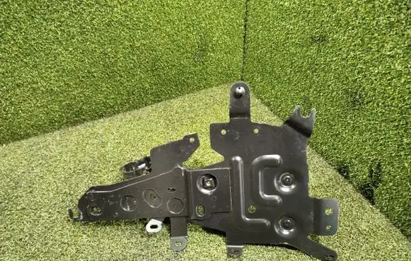 Renault Kangoo III Other engine bay part 921146612