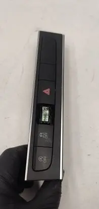 Audi A3 S3 8P Hazard light switch 
