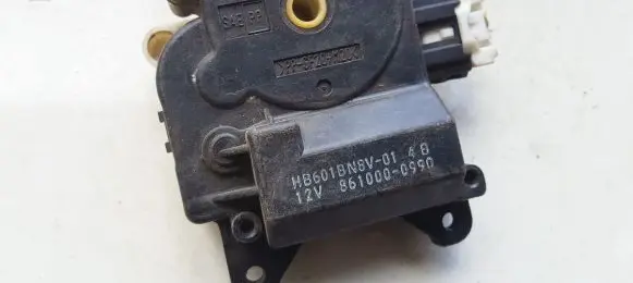 Mazda 3 I Air flap motor/actuator hb601bn8v01 hb601bn8v-01