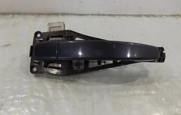 Opel Astra H Rear door handle trim 
