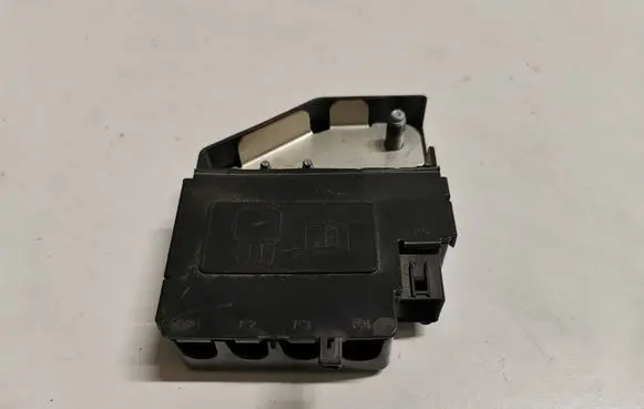 Ford Fusion II Fuse DU5T14A09448
