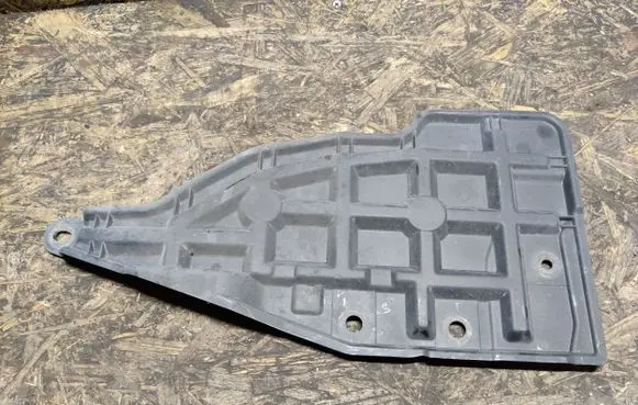 Infiniti Q70 Y51 Engine splash shield/under tray 638334HC0A LJ085111500